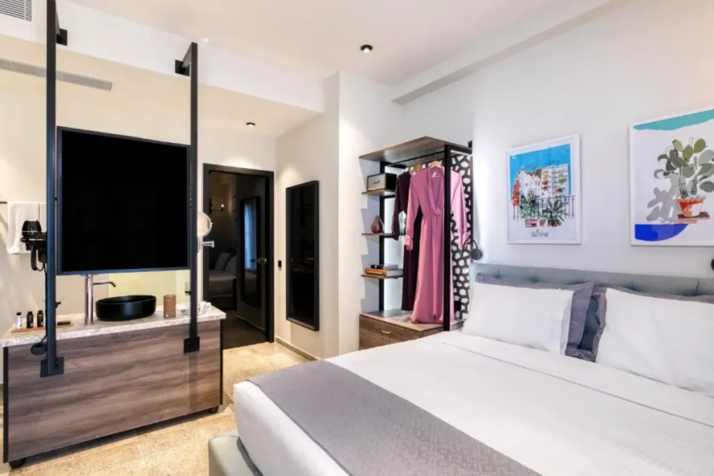 Athens Ivy Suites