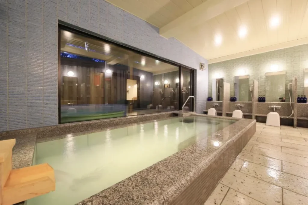 草津温泉和宿高松酒店
Kusatsu-Onsen Aeruyado Takamatsu