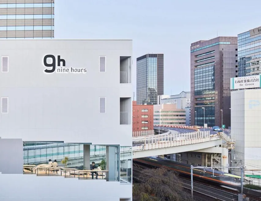 9h nine hours Suidobashi